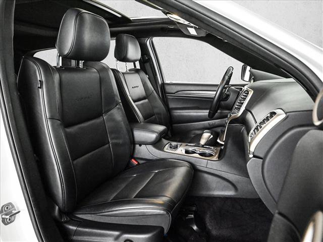 Used 2016 Jeep Grand Cherokee Summit w/ Platinum Series Group AWD/4WD image 22