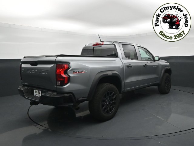 Used 2024 Chevrolet Colorado Trail Boss w/ Advanced Trailering Package AWD/4WD image 5