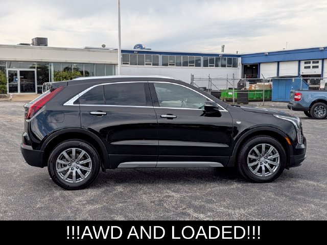 Used 2023 Cadillac XT4 Premium Luxury w/ Cold Weather Package AWD/4WD image 9