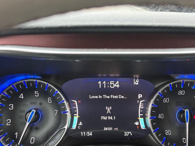 Used 2020 Chrysler Pacifica Limited w/ Tire & Wheel Group image 7