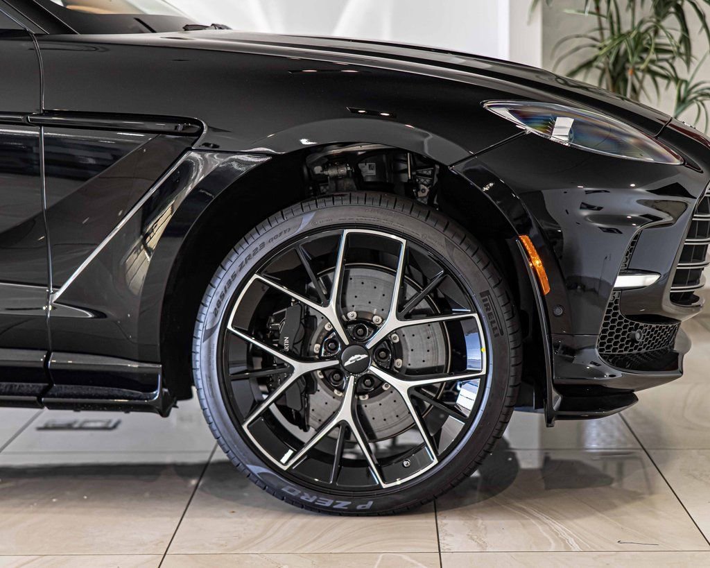 New 2026 Aston Martin DBX 707 AWD/4WD image 10
