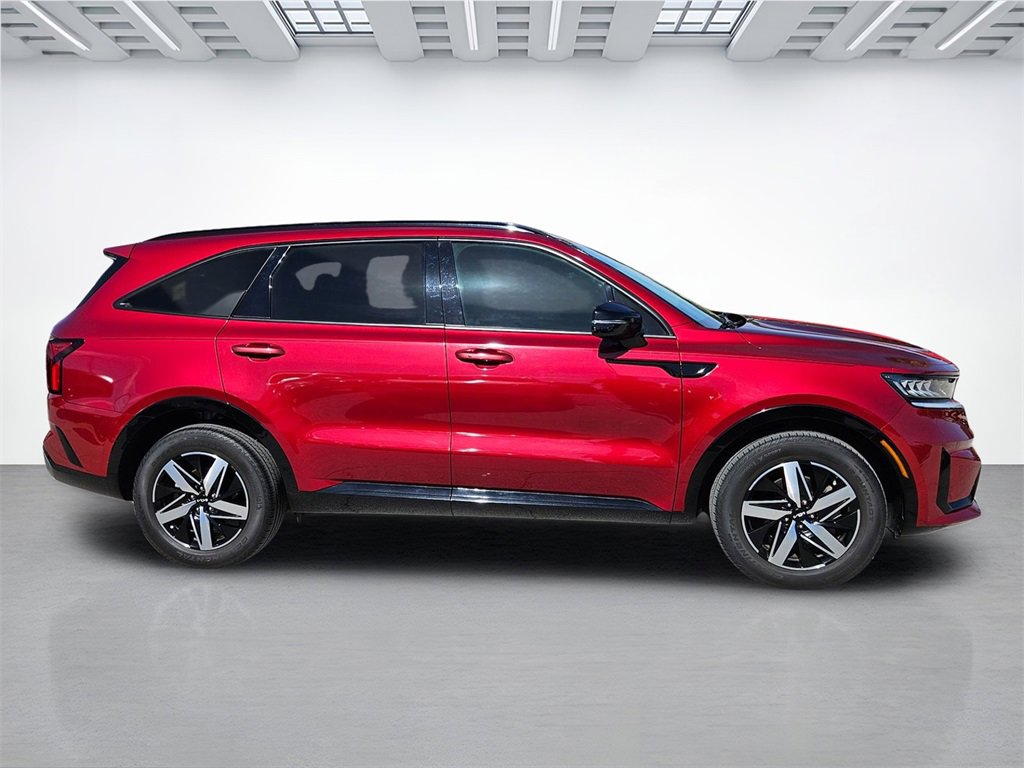 Used 2022 Kia Sorento S image 4