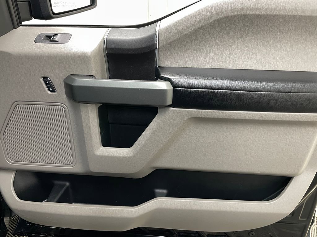 Used 2016 Ford F150 XLT image 35