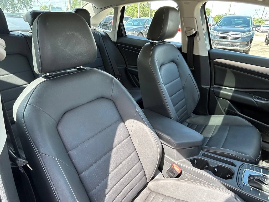 Certified 2021 Volkswagen Jetta SE w/ SE Cold Weather Package FWD image 42