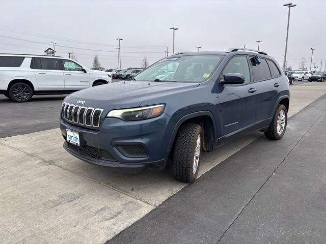 Used 2021 Jeep Cherokee Latitude w/ Mopar Interior Package AWD/4WD image 7