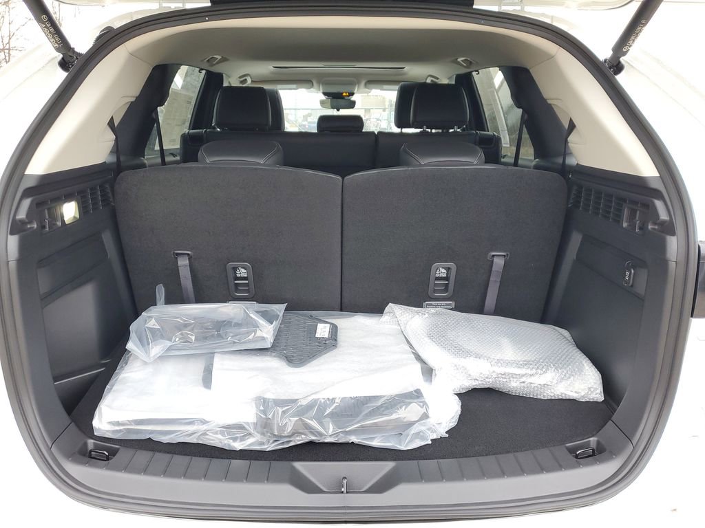 New 2026 MAZDA CX-90 Plug-In Hybrid w/ Preferred image 8