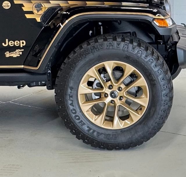 Used 2025 Jeep Gladiator Sport AWD/4WD image 29