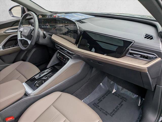Certified 2025 Audi Q5 Premium w/ Convenience Package AWD/4WD image 25