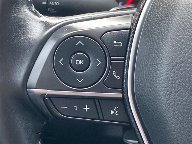 Used 2020 Toyota Camry XSE image 18
