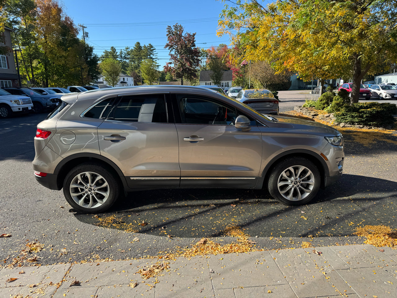 Used 2019 Lincoln MKC Select w/ Select Plus Package image 6