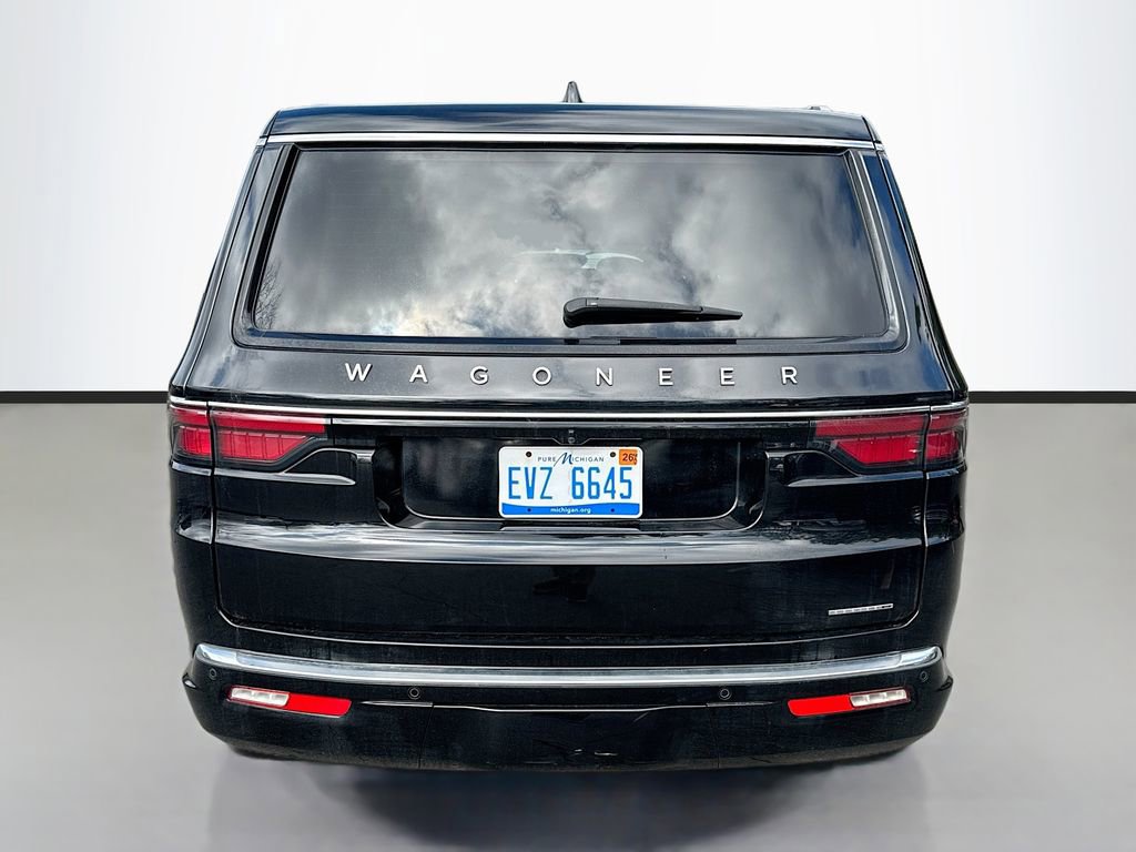 Used 2024 Jeep Wagoneer L Series III w/ Flexible Seating Group image 6