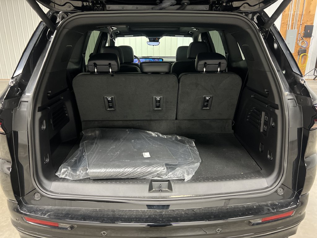 New 2026 Buick Enclave Sport Touring w/ Power Package AWD/4WD image 12