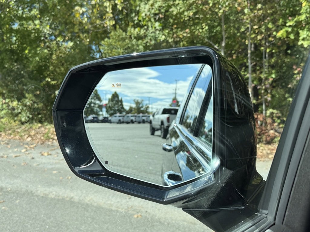 Certified 2024 GMC Yukon XL Denali image 44