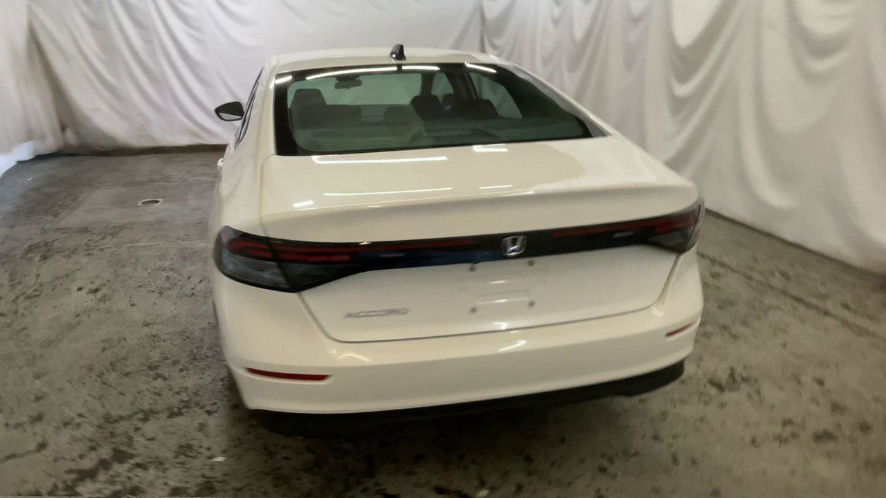 Certified 2025 Honda Accord SE image 7