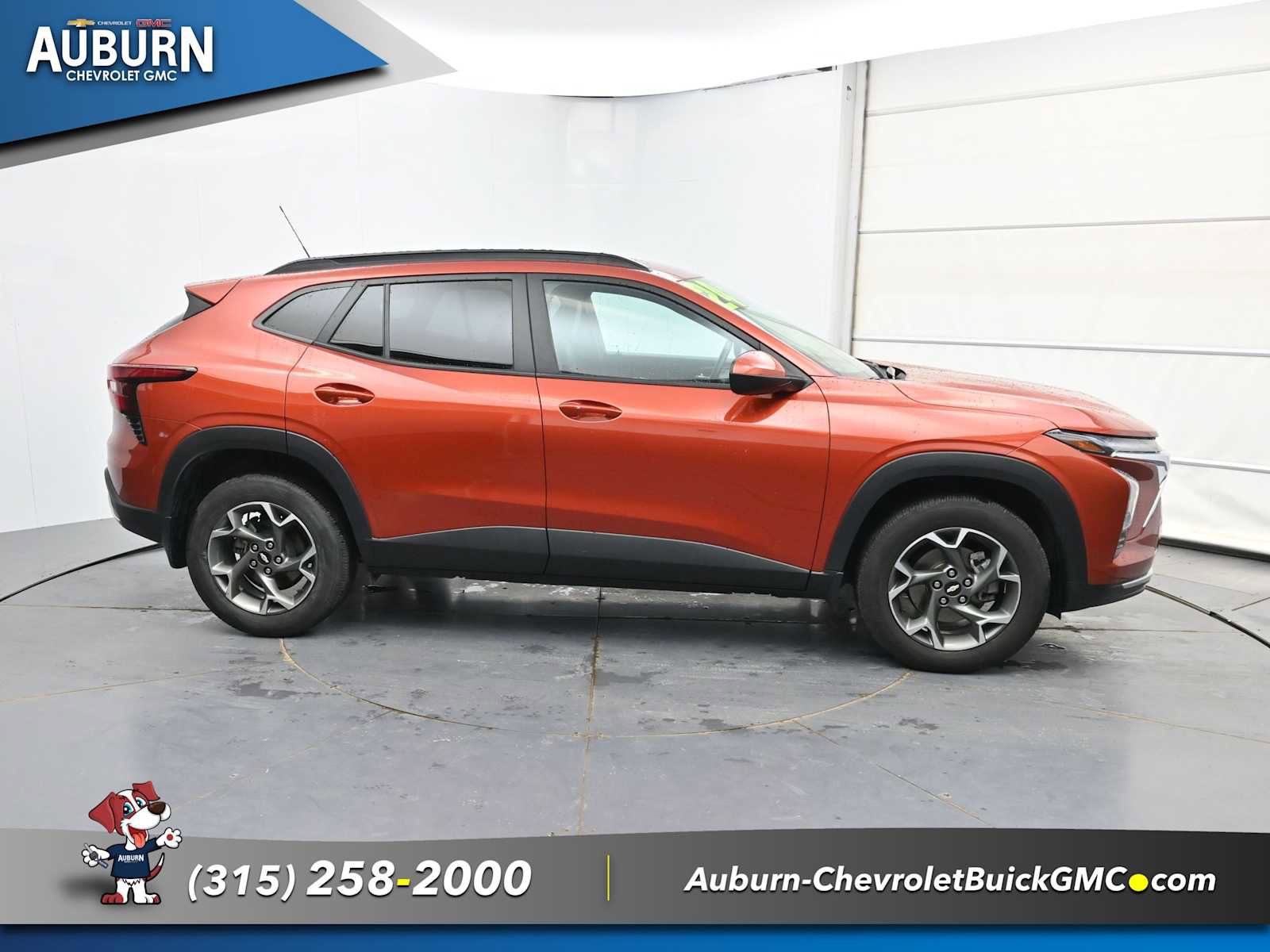 Used 2024 Chevrolet Trax LT w/ Driver Confidence Package FWD image 16