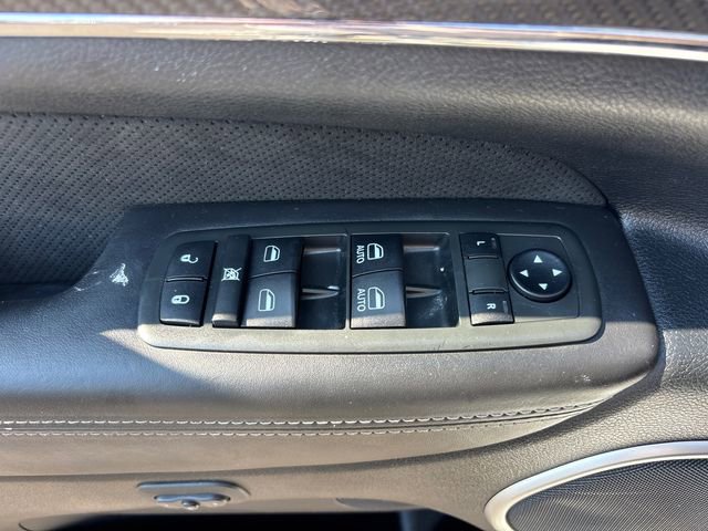 Used 2014 Jeep Grand Cherokee SRT8 w/ Luxury Group II image 16