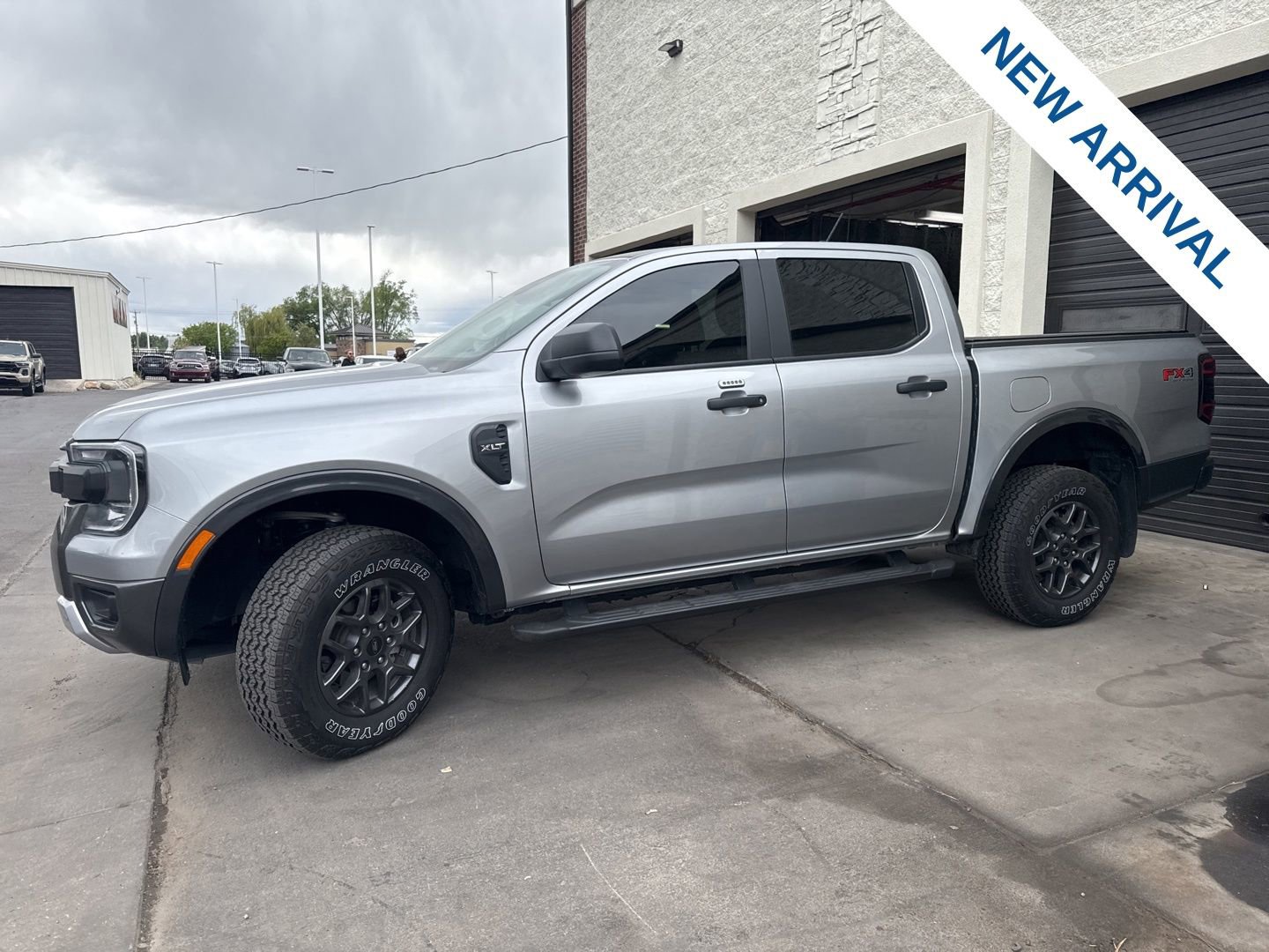 Used 2024 Ford Ranger XLT w/ FX4 Off-Road Package AWD/4WD image 4