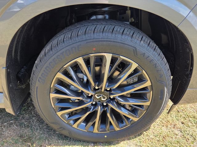 New 2026 INFINITI QX80 Autograph w/ Premium Cargo Package AWD/4WD image 10