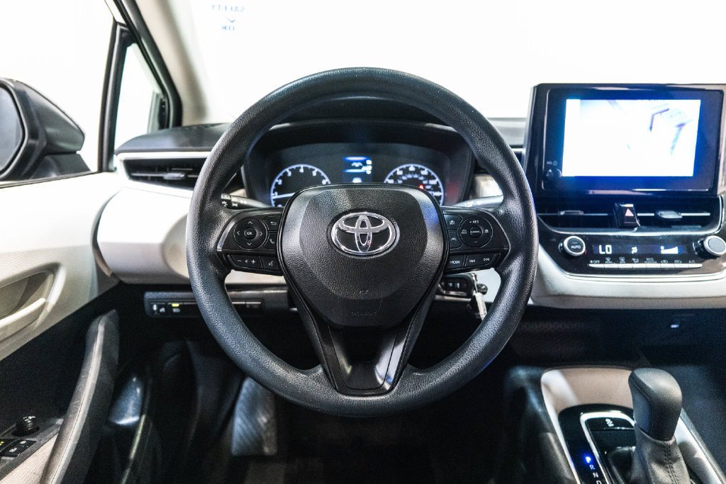 Used 2024 Toyota Corolla LE FWD image 16