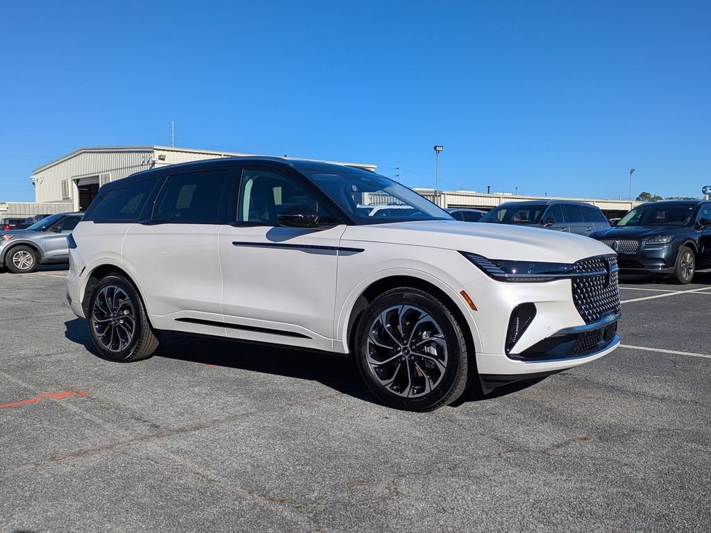 New 2026 Lincoln Nautilus Reserve AWD/4WD image 2