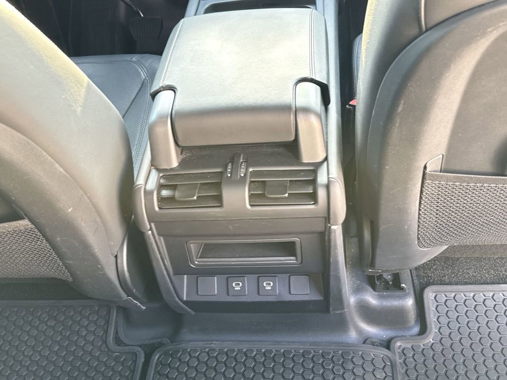 Used 2024 Land Rover Defender 110 S AWD/4WD image 18