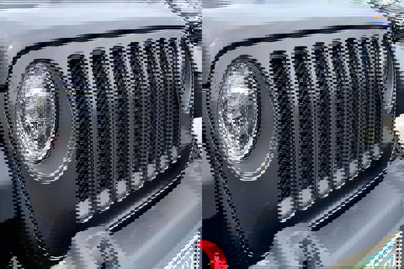 Used 2021 Jeep Wrangler Unlimited Rubicon w/ Xtreme Recon 35" Tire Package image 33