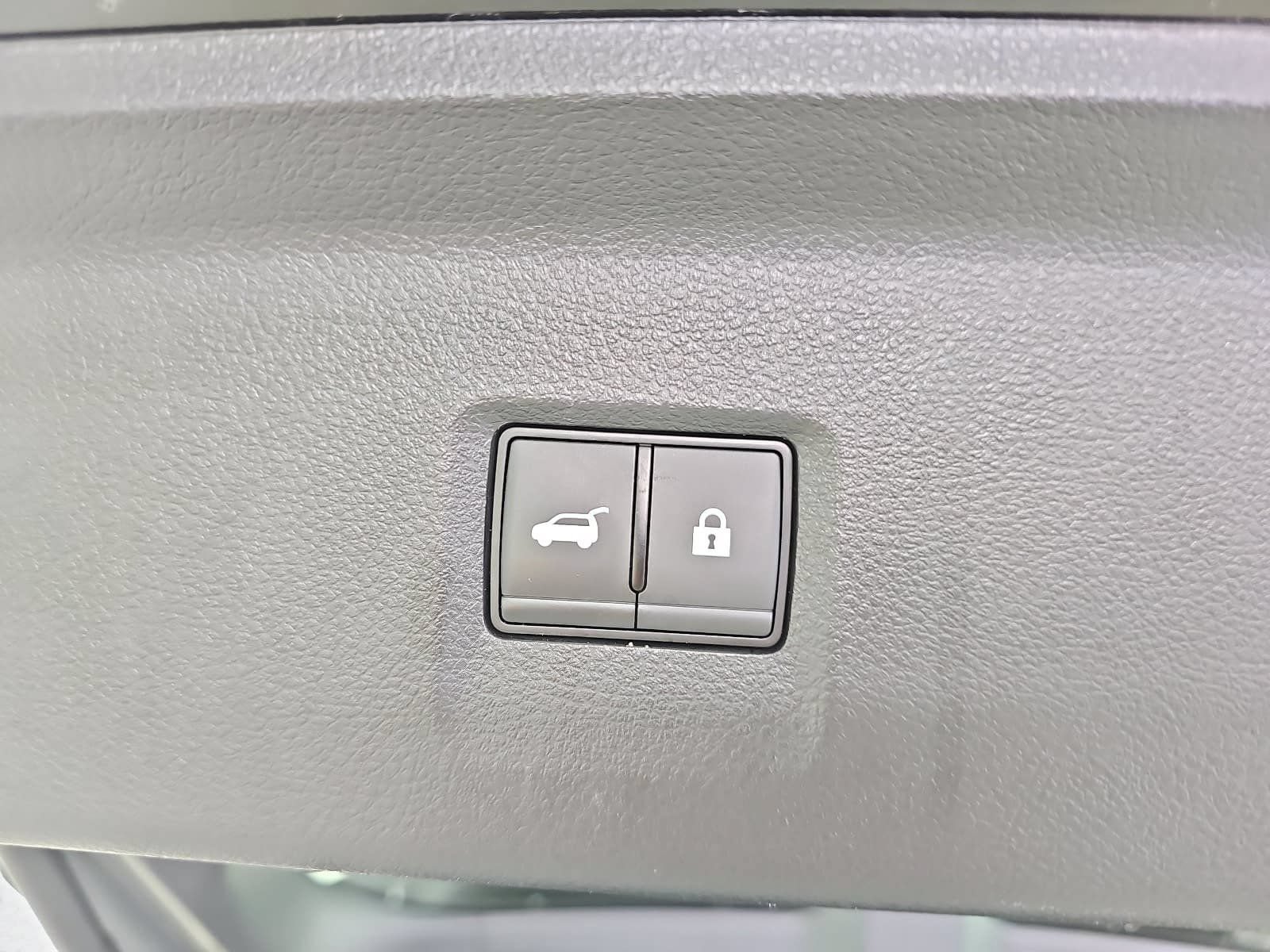 Used 2023 INFINITI QX60 Sensory w/ Vision Package AWD/4WD image 33
