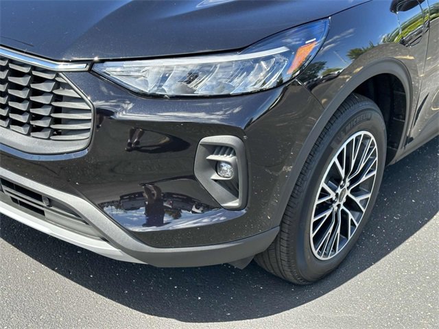 New 2025 Ford Escape SE image 7