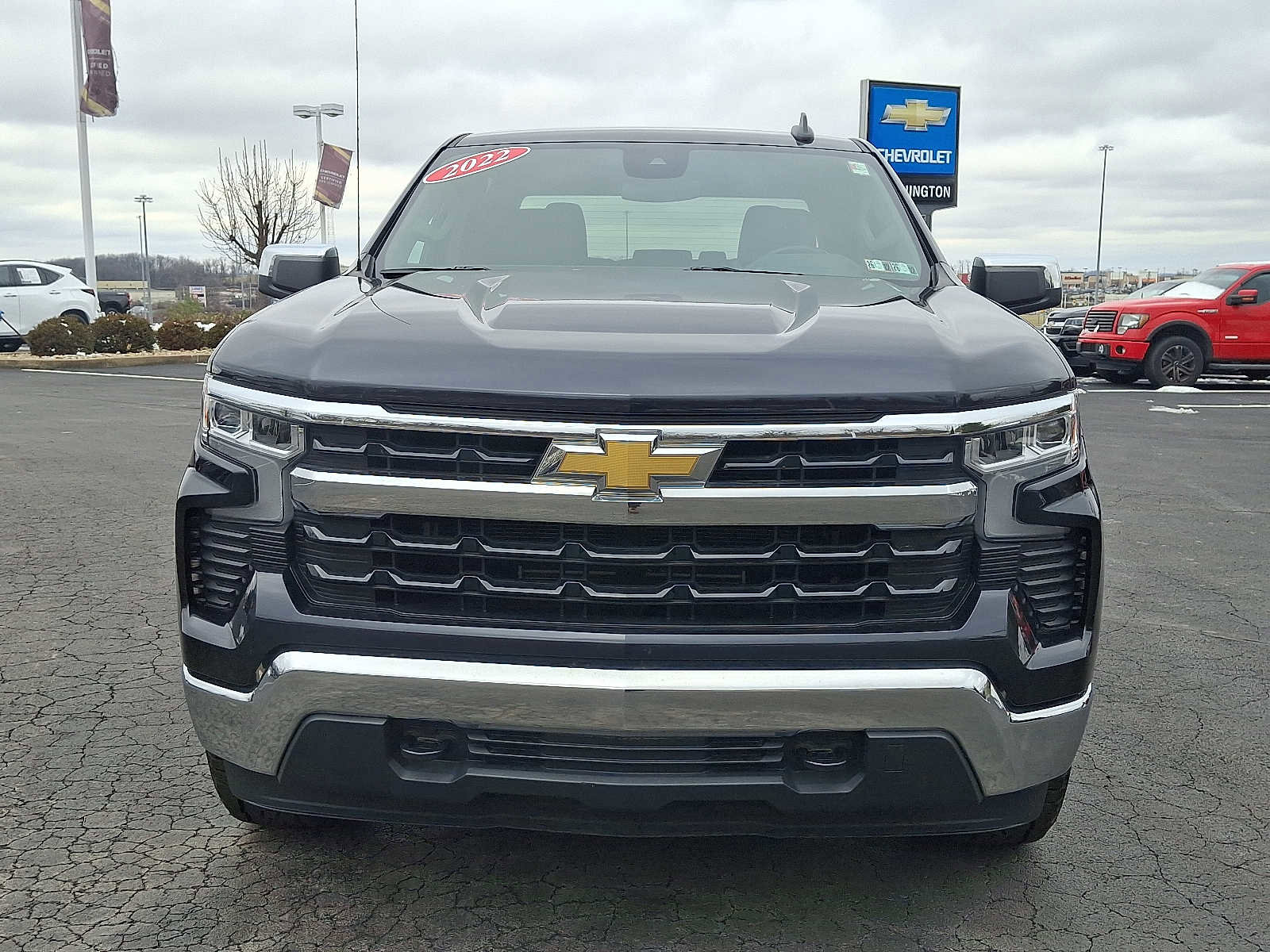 Used 2022 Chevrolet Silverado 1500 LT image 3