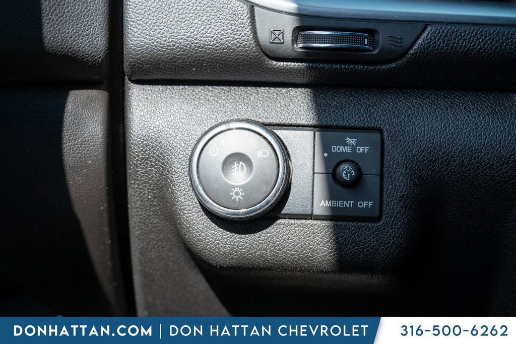 Used 2017 Chevrolet Traverse LT w/ Style and Technology Package image 14