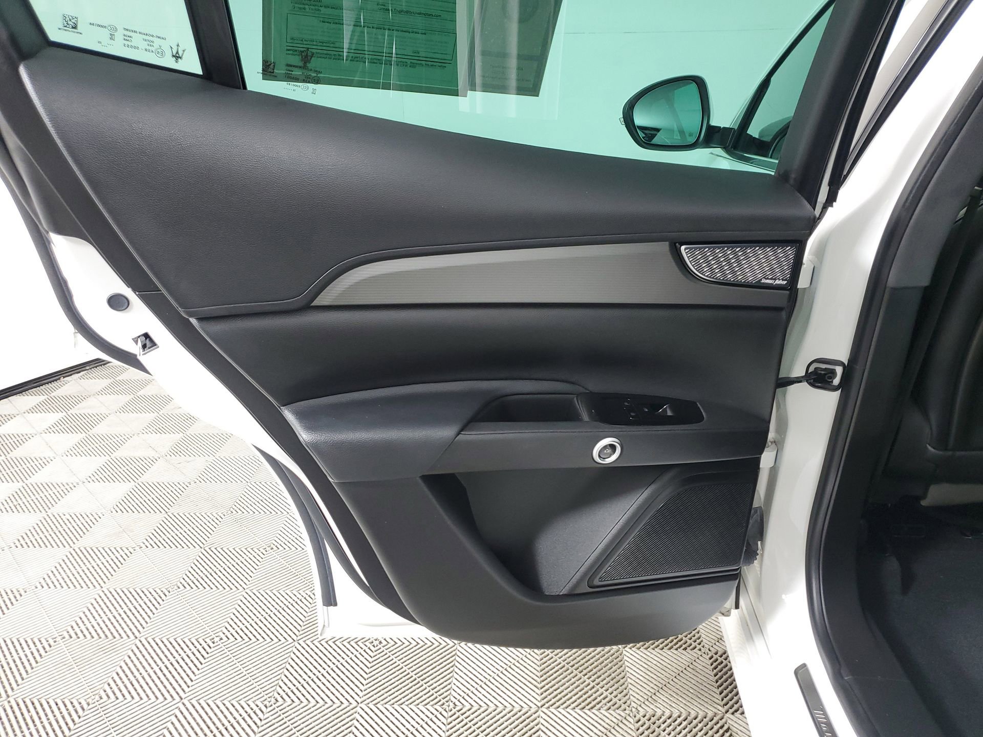 Used 2024 Maserati Grecale GT image 22