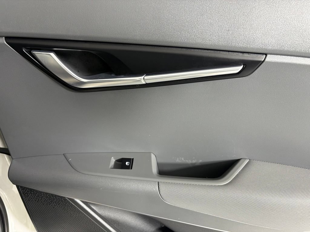Used 2024 Kia Niro EX FWD image 15