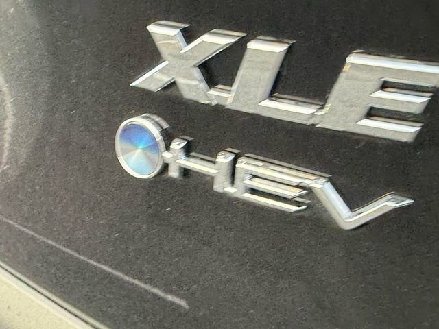 Certified 2025 Toyota RAV4 XLE image 33