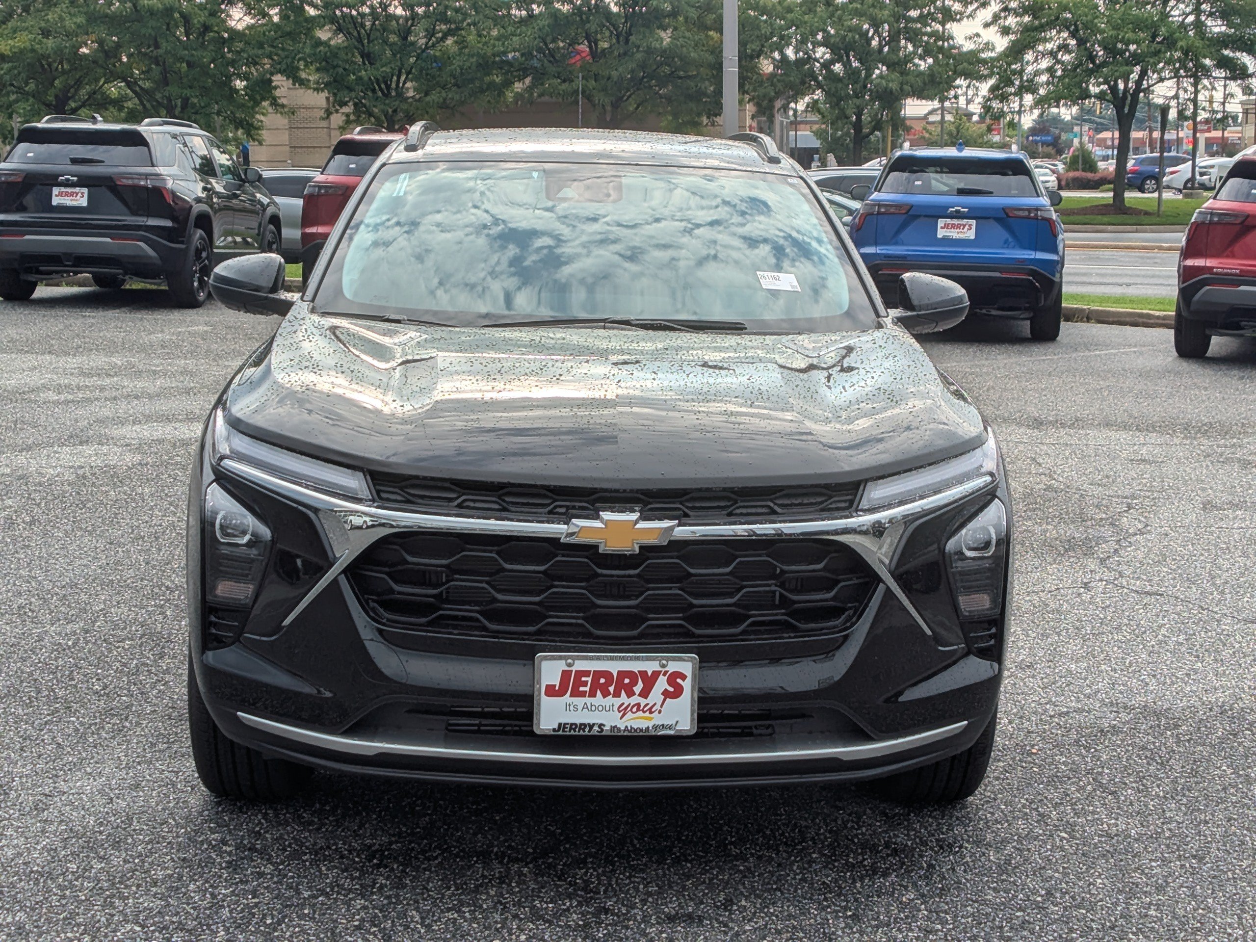 New 2026 Chevrolet Trax LT FWD image 2