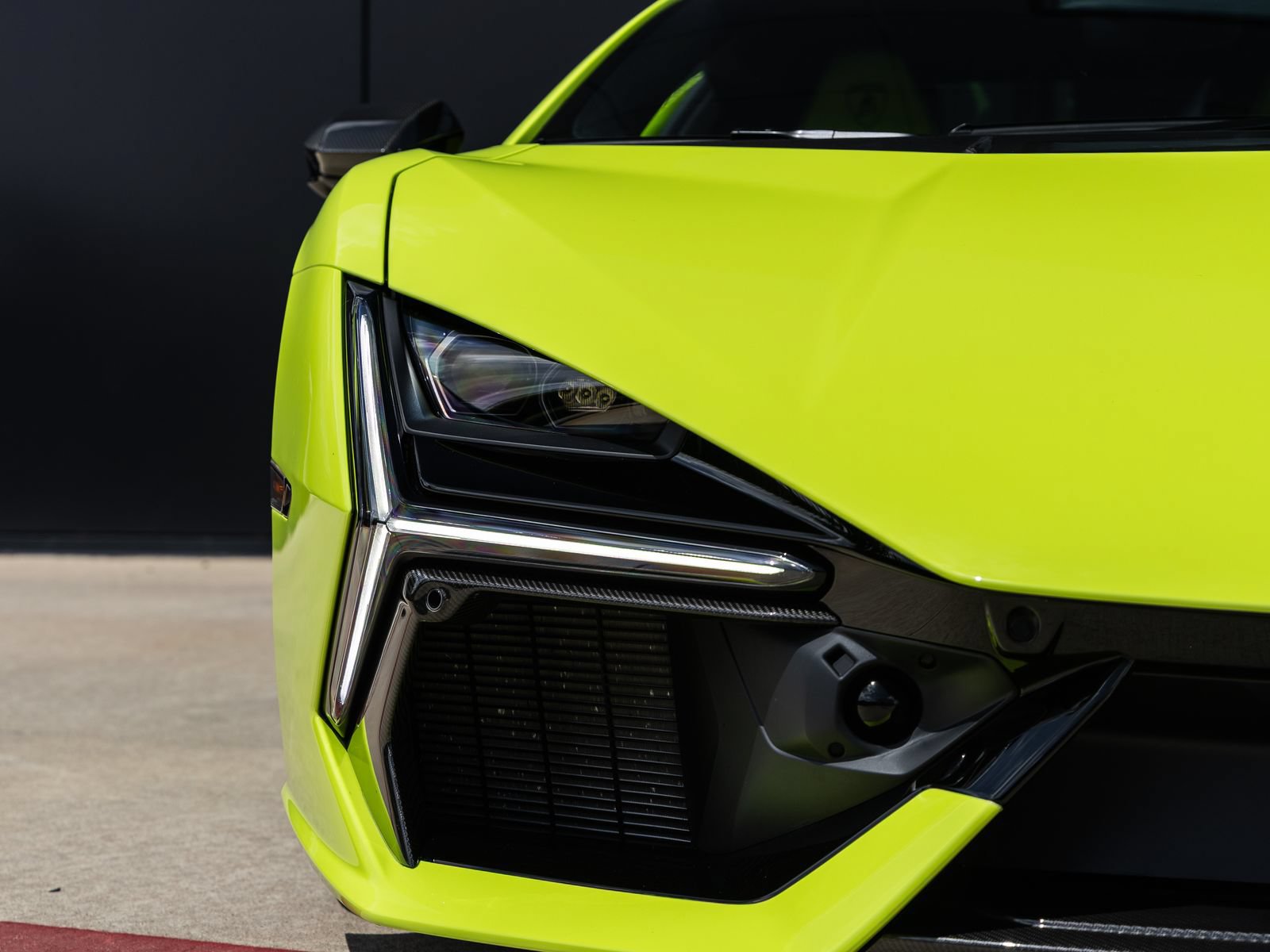 Used 2025 Lamborghini Revuelto AWD/4WD image 26