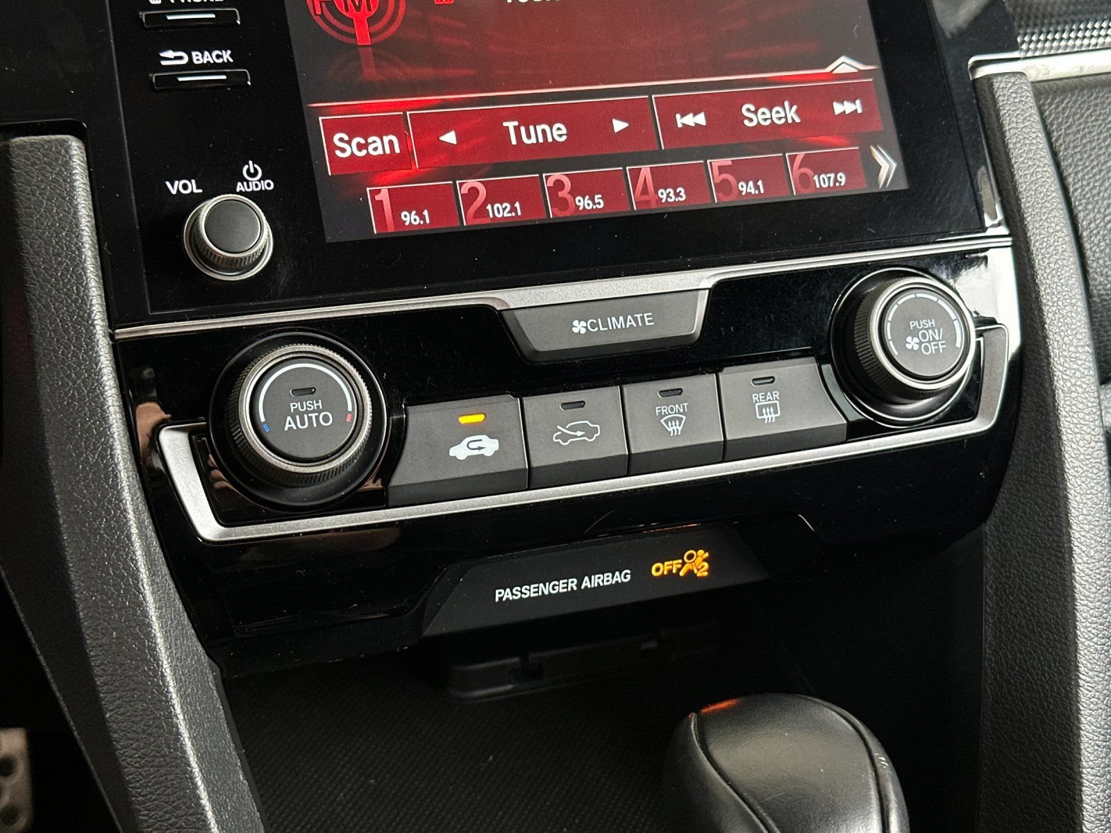 Used 2021 Honda Civic Sport image 17