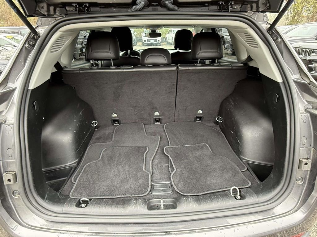 Used 2019 Jeep Compass Latitude image 11