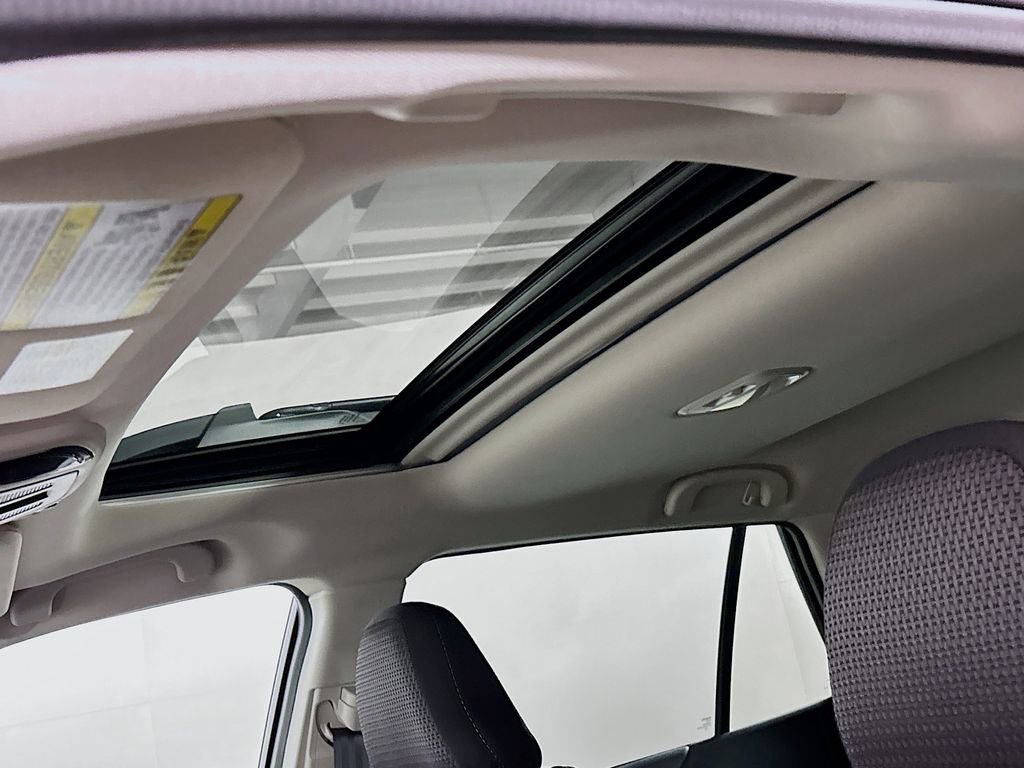 Certified 2025 Subaru Outback Premium w/ Popular Package #1A AWD/4WD image 20