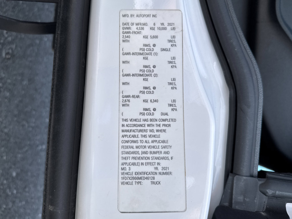 Used 2021 Ford F250 XL w/ Power Equipment Group AWD/4WD image 32