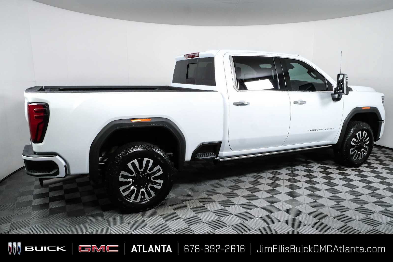 New 2026 GMC Sierra 2500 Denali Ultimate AWD/4WD image 2