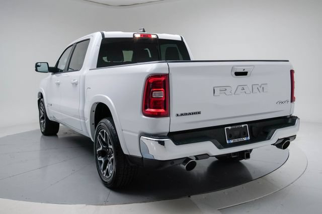 Used 2025 RAM 1500 Laramie AWD/4WD image 15