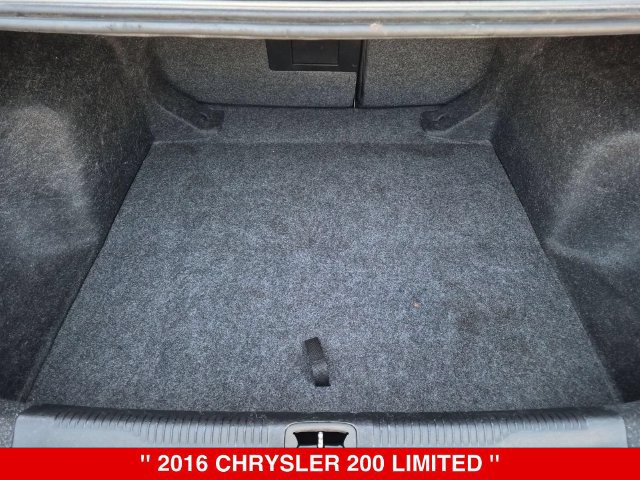 Used 2016 Chrysler 200 Limited w/ Anniversary Edition FWD image 31
