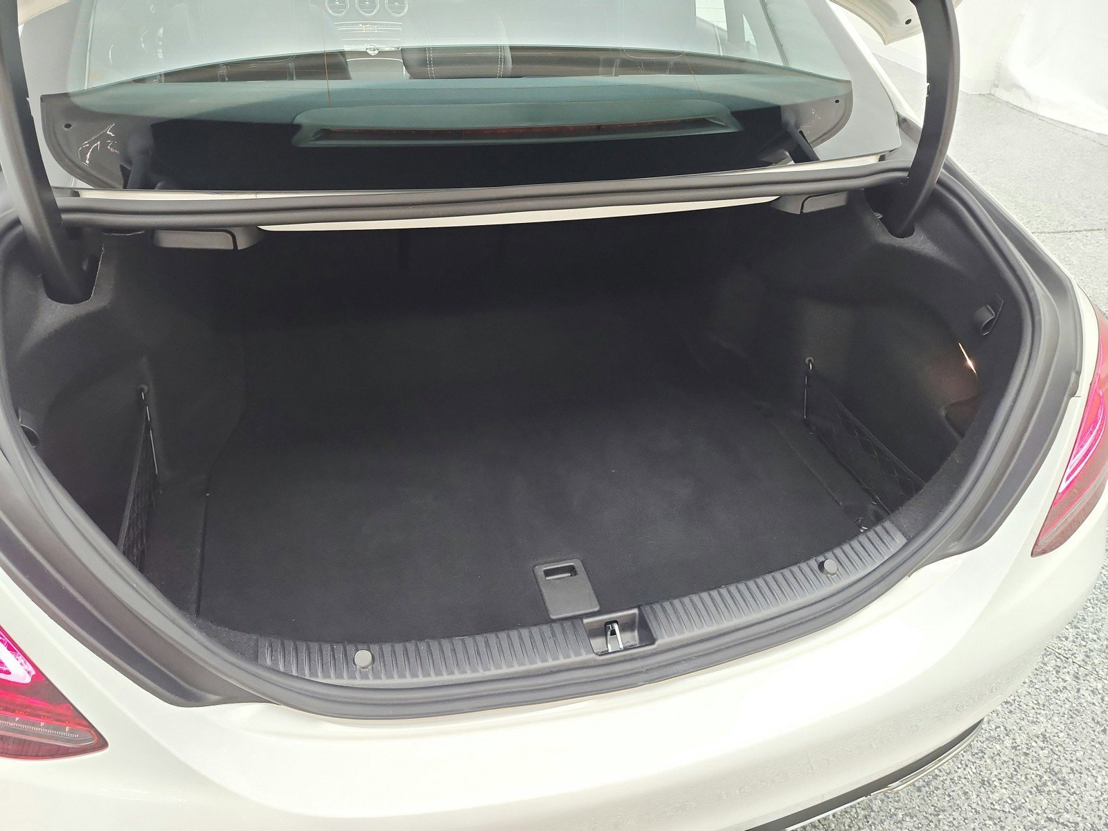 Used 2021 Mercedes-Benz C 300 Sedan image 22