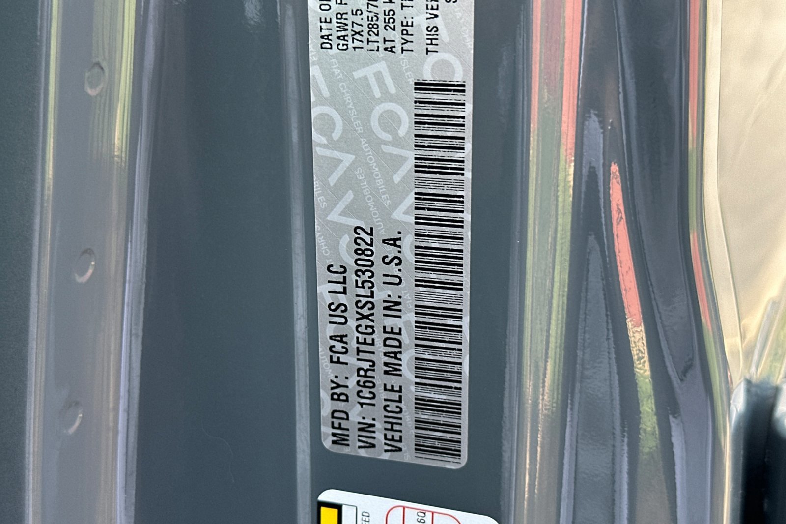 New 2025 Jeep Gladiator Mojave w/ Convenience Group image 26