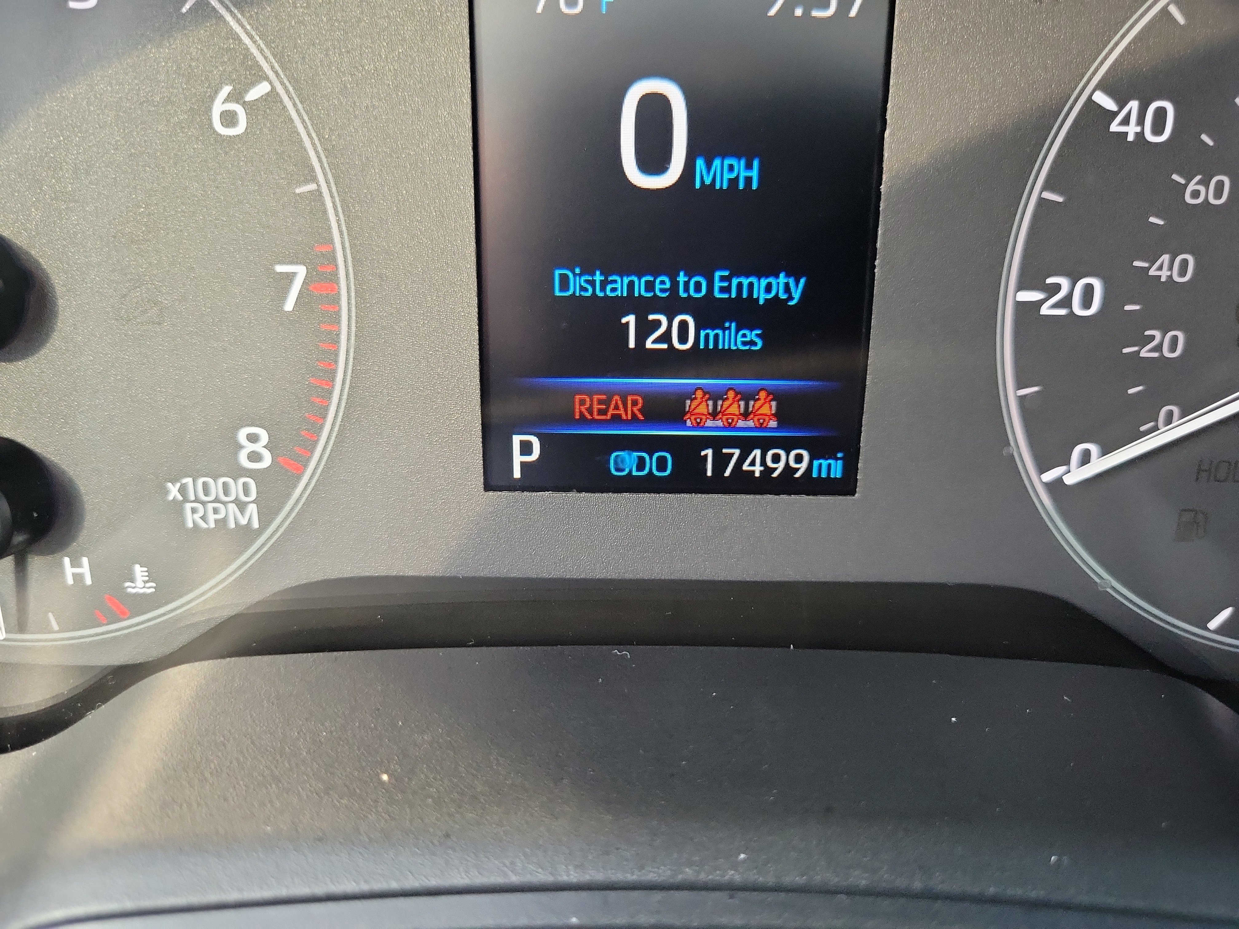 Used 2025 Toyota Corolla LE image 28