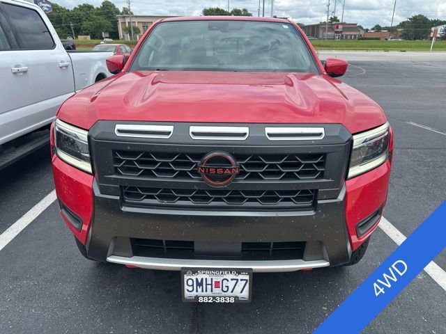 Used 2025 Nissan Frontier PRO-4X AWD/4WD image 2