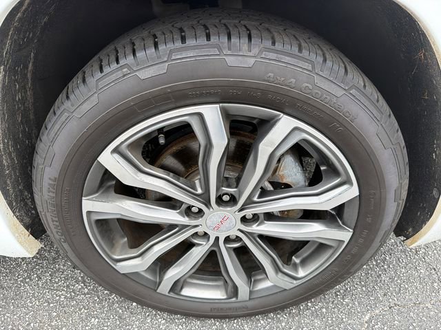 Used 2018 GMC Terrain Denali w/ Comfort Package image 12