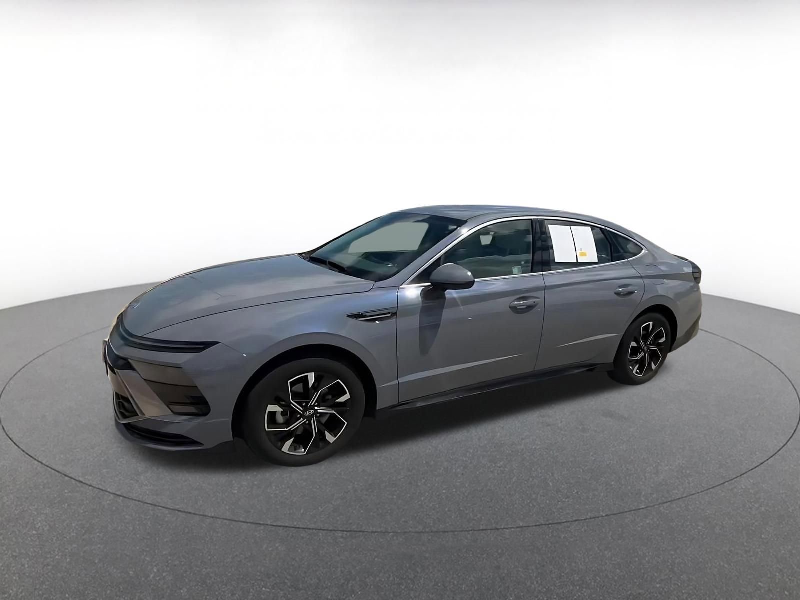 Used 2025 Hyundai Sonata SEL FWD image 8