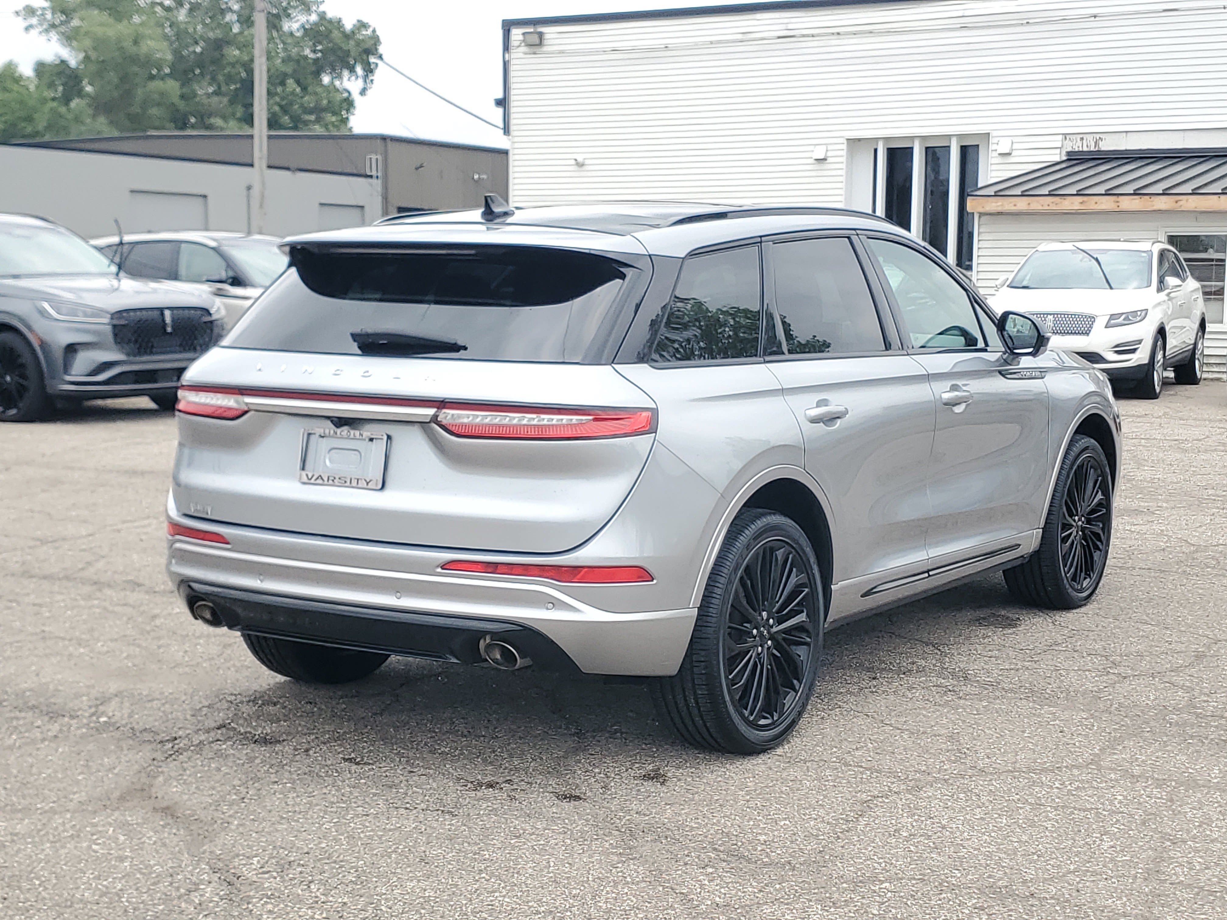 Certified 2023 Lincoln Corsair Reserve w/ Equipment Group 201A AWD/4WD image 6