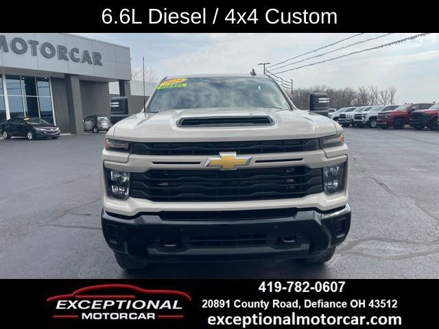 Used 2026 Chevrolet Silverado 2500 Custom w/ Custom Value Package image 9